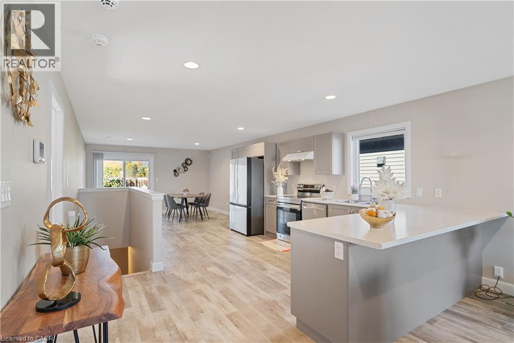 98 Moonstone Crescent, Chatham, Ontario  N7M 0S2 - Photo 8 - 40769647