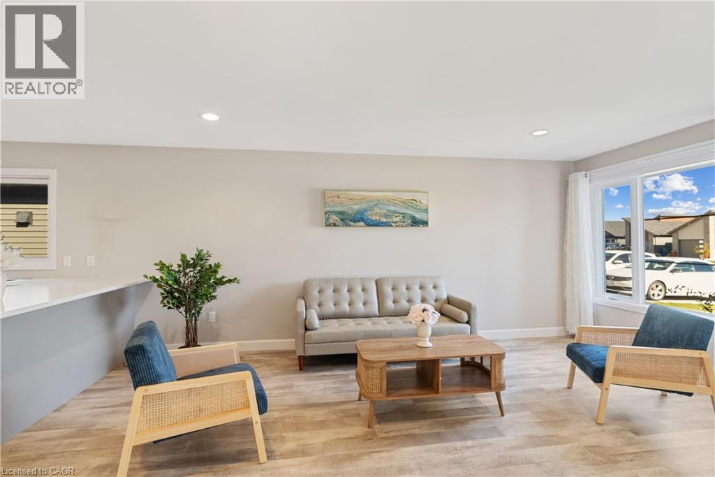 98 Moonstone Crescent, Chatham, Ontario  N7M 0S2 - Photo 7 - 40769647