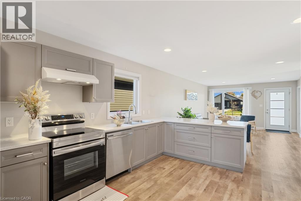 98 Moonstone Crescent, Chatham, Ontario  N7M 0S2 - Photo 9 - 40769647