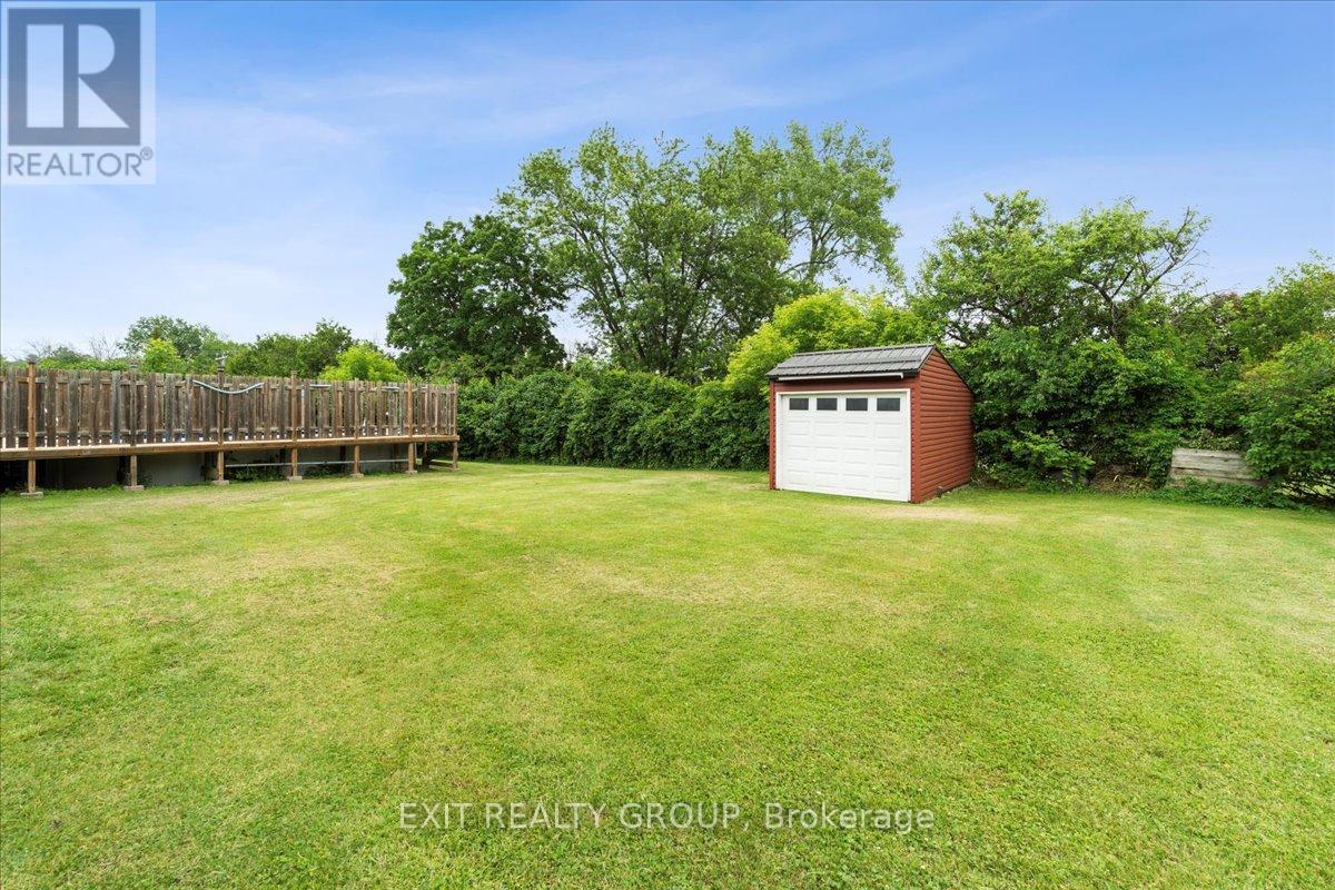 29 Barry Road, Quinte West, Ontario  K8V 0M3 - Photo 37 - X12493444