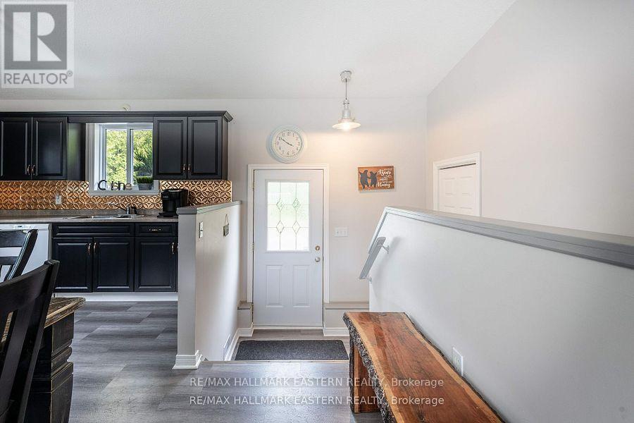 4075 County Road 44, Havelock-Belmont-Methuen, Ontario  K0L 1Z0 - Photo 2 - X12493486