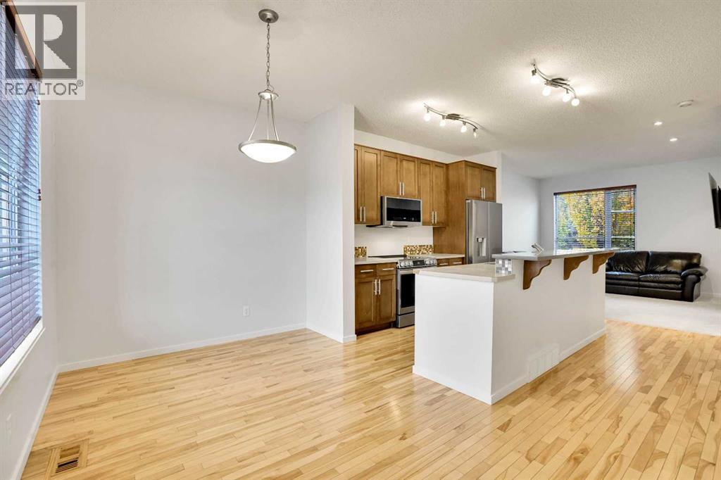 175 Chapalina Square Se, Calgary, Alberta  T2X 0L5 - Photo 5 - A2265489