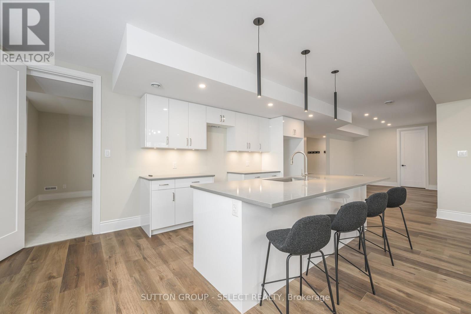 597 Creekview Chase, London North, Ontario  N6G 3X8 - Photo 38 - X12493580