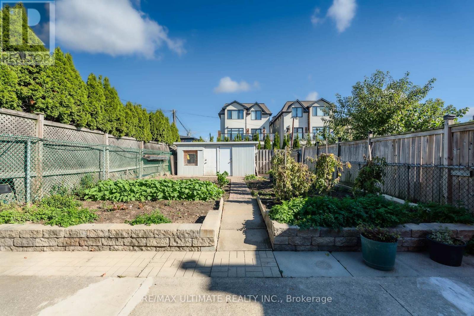 47 Jocada Road, Toronto, Ontario  M6L 2J4 - Photo 35 - W12476135