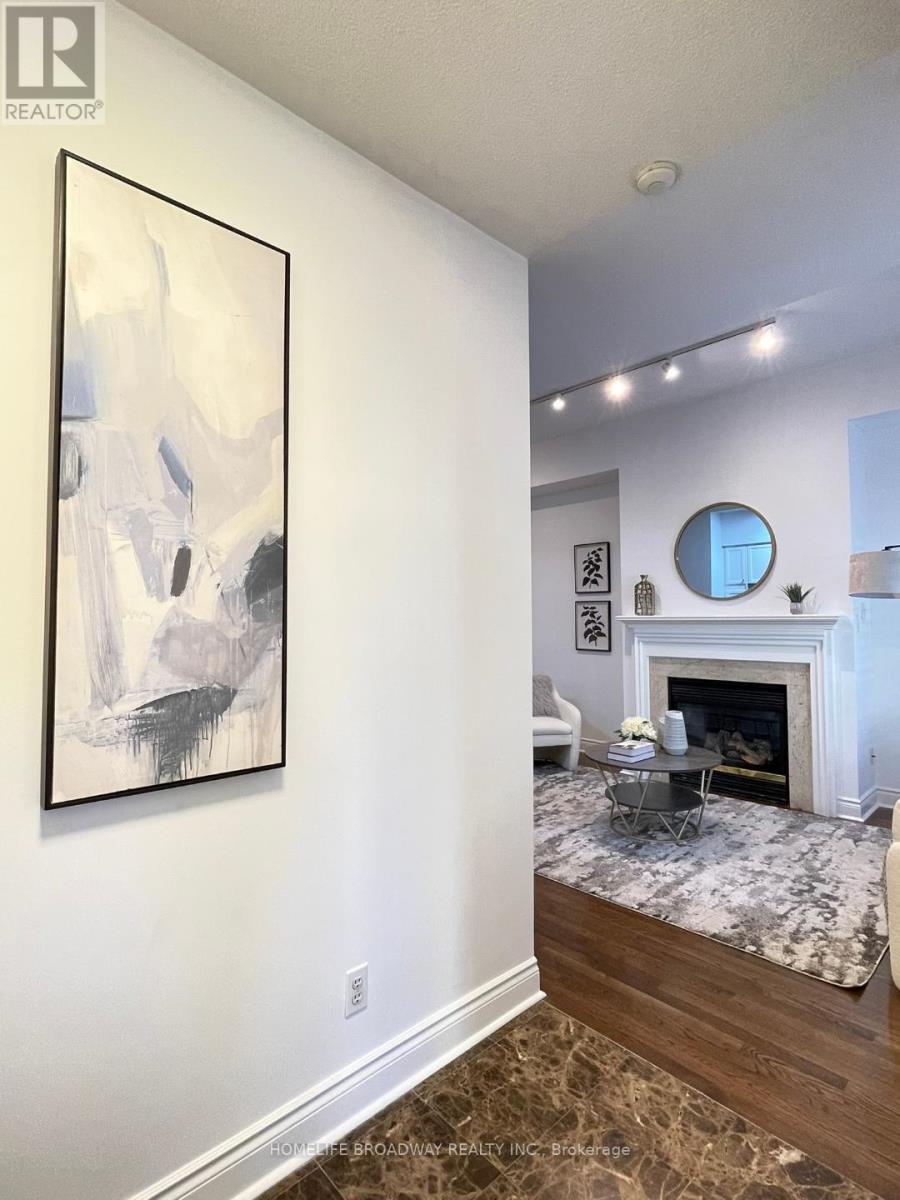 8 - 1 Rean Drive, Toronto, Ontario  M2K 3C1 - Photo 4 - C12493320