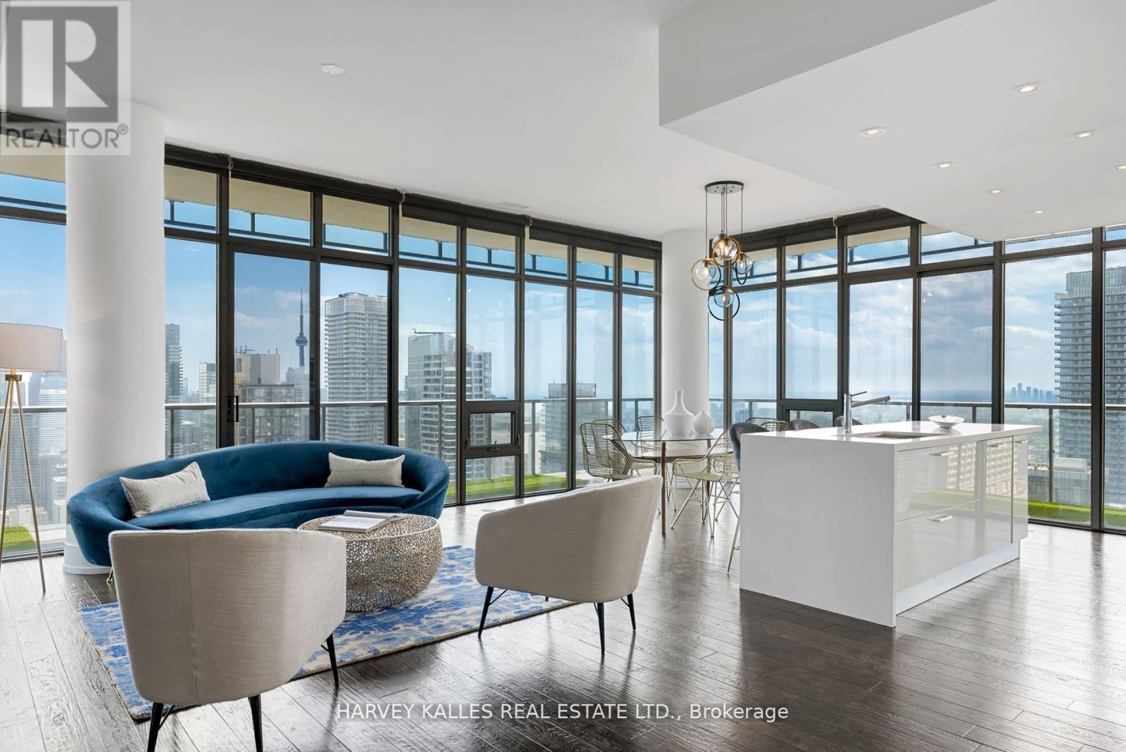 Ph4503 - 33 Charles Street E, Toronto, Ontario  M4Y 1R9 - Photo 2 - C12493358