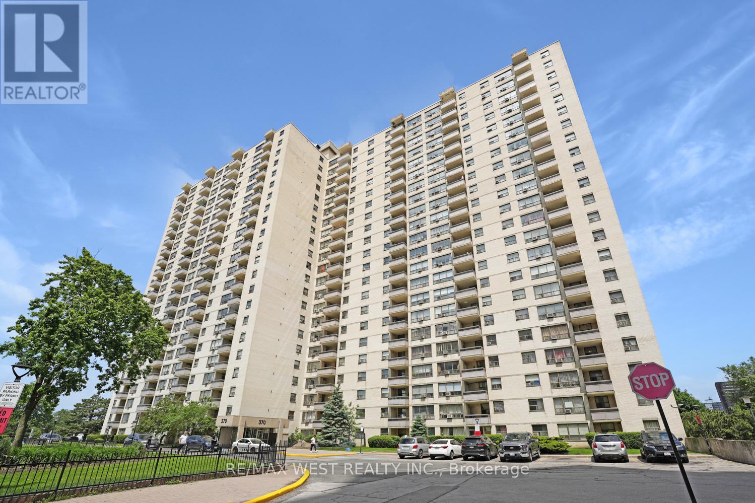 1410 - 370 DIXON ROAD, Toronto, Ontario