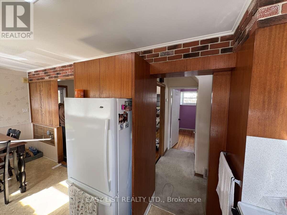 1946 Malta Road, Windsor, Ontario  N8W 4H4 - Photo 24 - X12460452