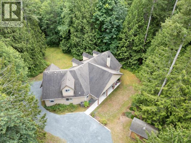 3067 SOUTHILL ROAD, Powell River, British Columbia