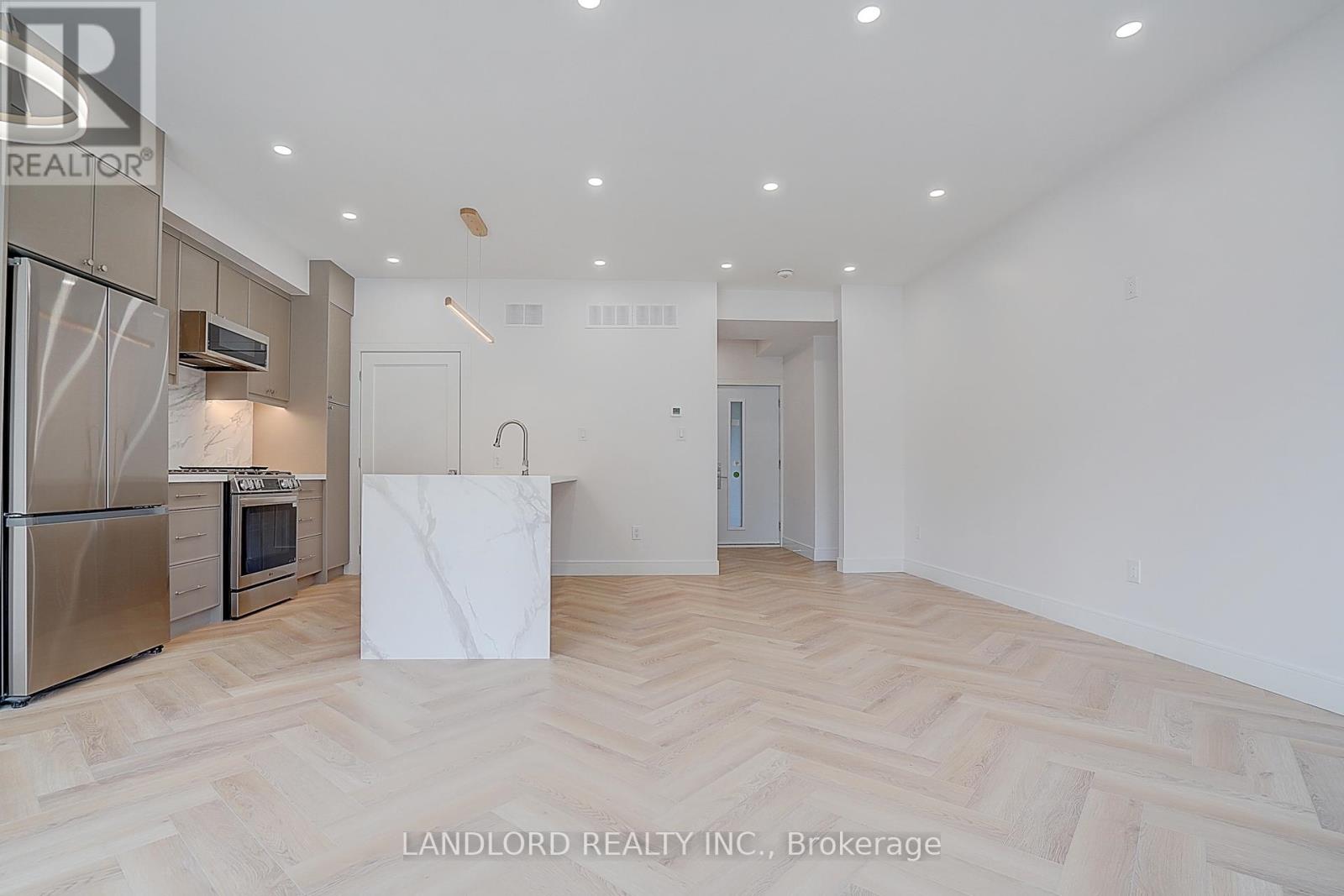 Unit 1 - 1344 Pape Avenue, Toronto, Ontario  M4K 3X2 - Photo 12 - E12493252