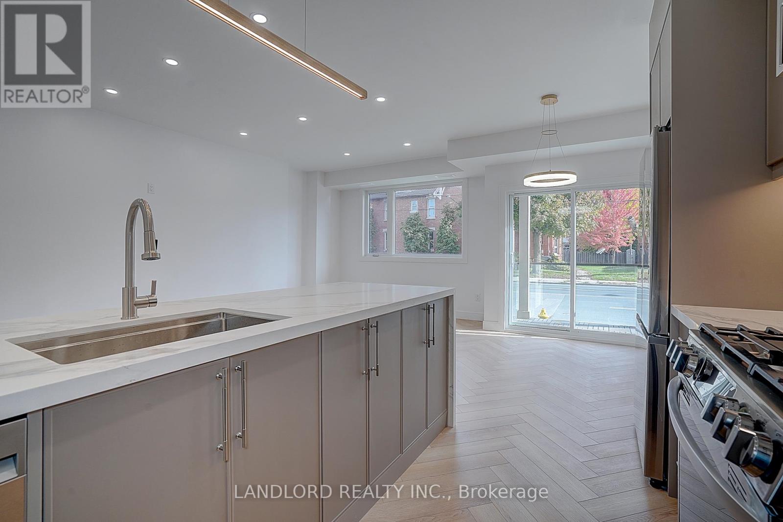 Unit 1 - 1344 Pape Avenue, Toronto, Ontario  M4K 3X2 - Photo 18 - E12493252