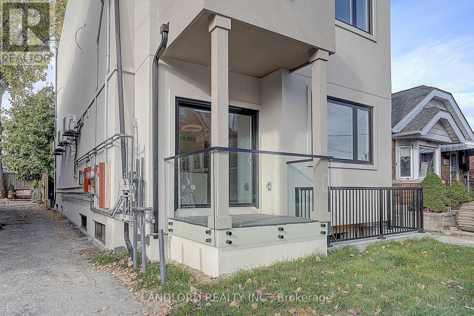 Unit 1 - 1344 Pape Avenue, Toronto, Ontario  M4K 3X2 - Photo 3 - E12493252
