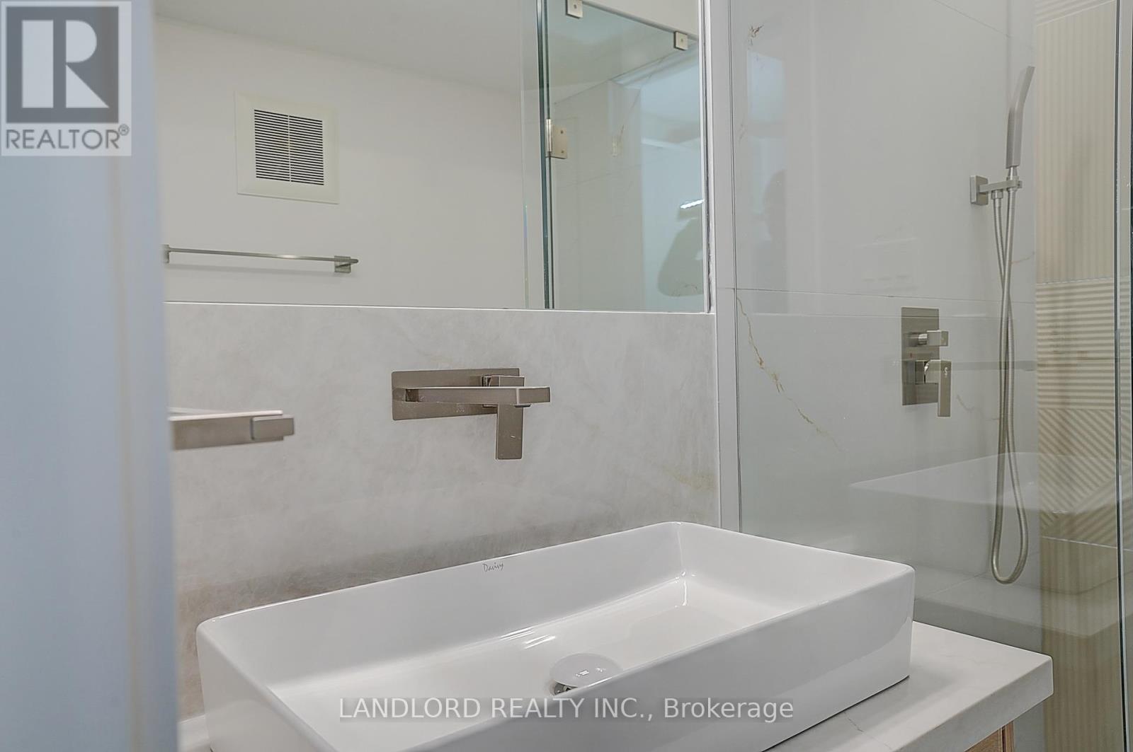 Unit 1 - 1344 Pape Avenue, Toronto, Ontario  M4K 3X2 - Photo 31 - E12493252