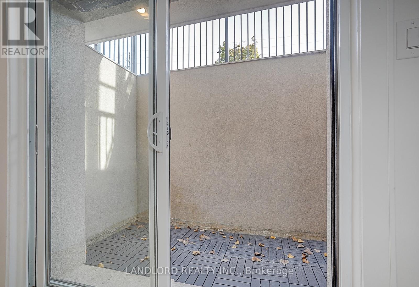 Unit 1 - 1344 Pape Avenue, Toronto, Ontario  M4K 3X2 - Photo 33 - E12493252