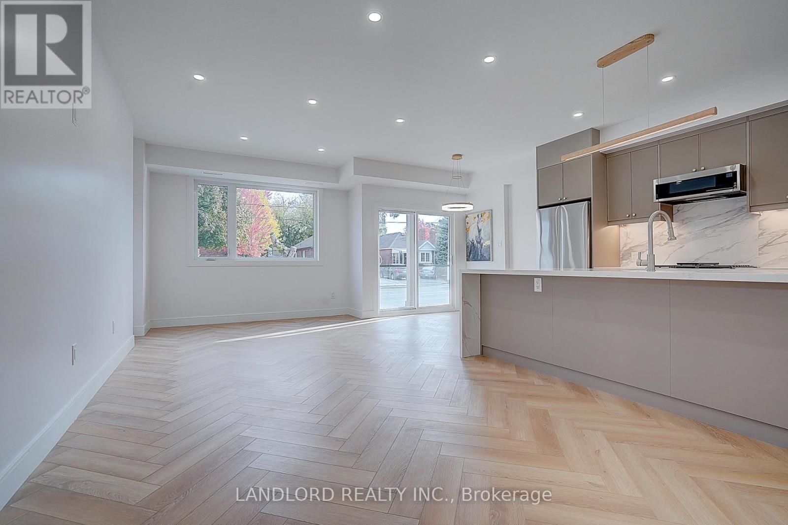 Unit 1 - 1344 Pape Avenue, Toronto, Ontario  M4K 3X2 - Photo 6 - E12493252