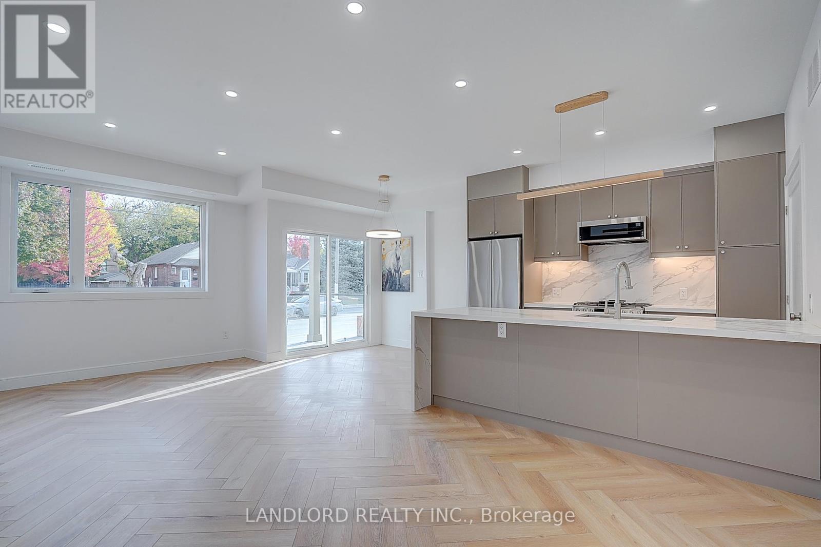 Unit 1 - 1344 Pape Avenue, Toronto, Ontario  M4K 3X2 - Photo 7 - E12493252