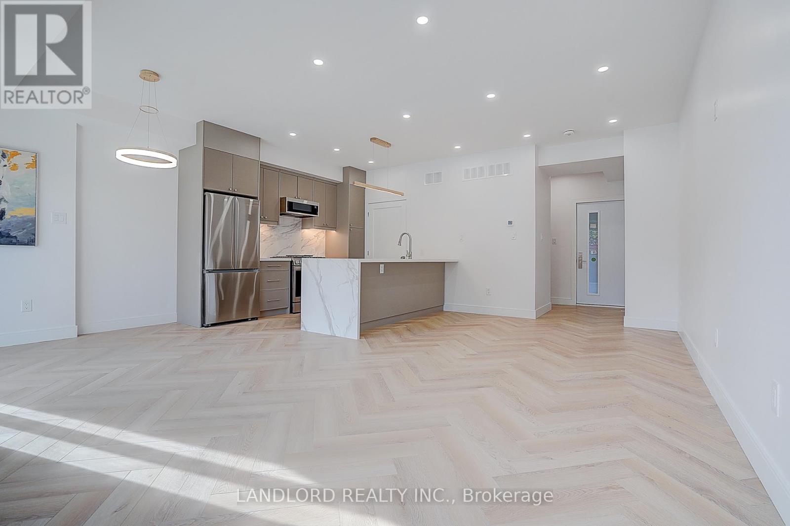 Unit 1 - 1344 Pape Avenue, Toronto, Ontario  M4K 3X2 - Photo 8 - E12493252