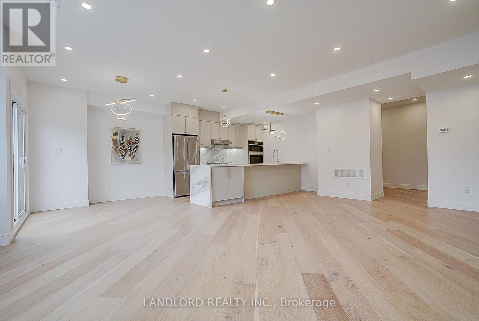 Unit 2 - 1344 Pape Avenue, Toronto, Ontario  M4K 3X2 - Photo 13 - E12493276