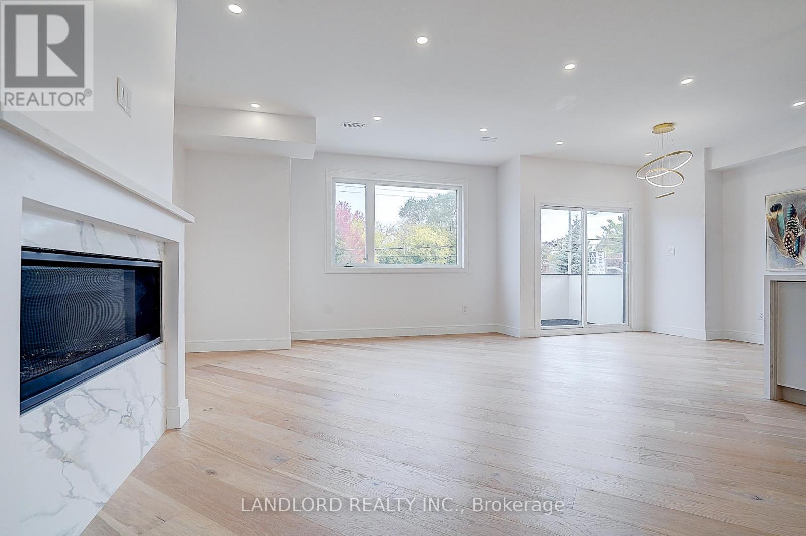 Unit 2 - 1344 Pape Avenue, Toronto, Ontario  M4K 3X2 - Photo 15 - E12493276