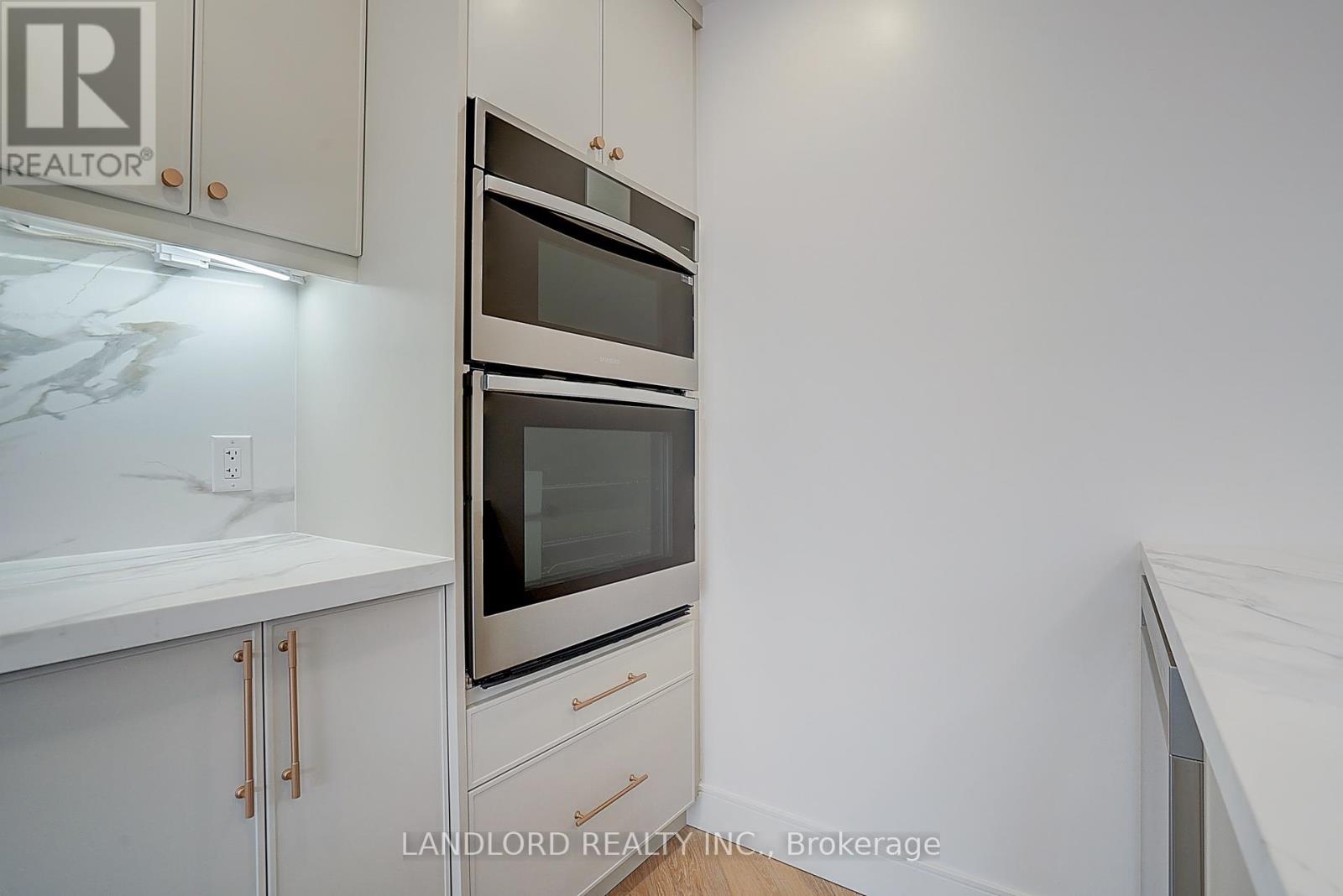 Unit 2 - 1344 Pape Avenue, Toronto, Ontario  M4K 3X2 - Photo 24 - E12493276