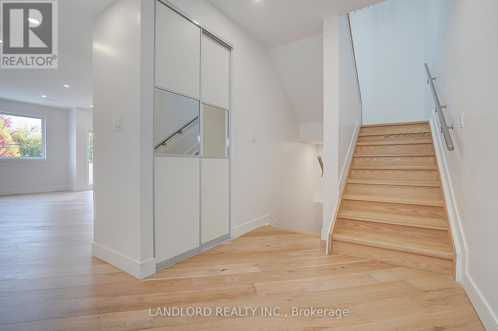 Unit 2 - 1344 Pape Avenue, Toronto, Ontario  M4K 3X2 - Photo 3 - E12493276