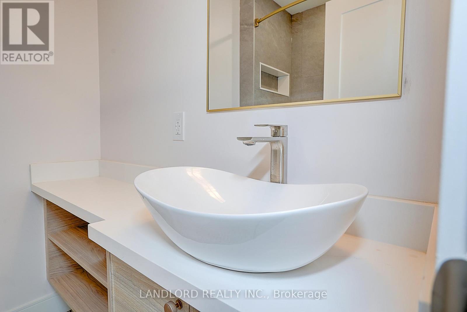 Unit 2 - 1344 Pape Avenue, Toronto, Ontario  M4K 3X2 - Photo 32 - E12493276