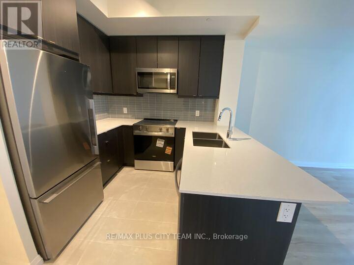 2205 - 3260 Sheppard Avenue E, Toronto, Ontario  M1T 3K3 - Photo 5 - E12493282