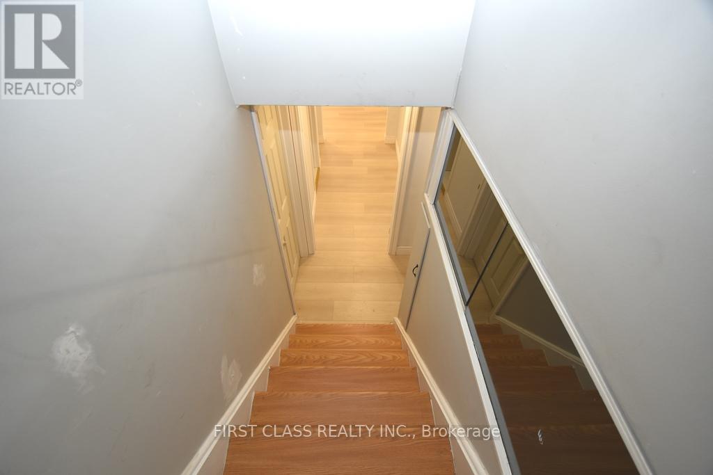 152 Eastmount Street, Oshawa, Ontario  L1G 6K6 - Photo 13 - E12493334