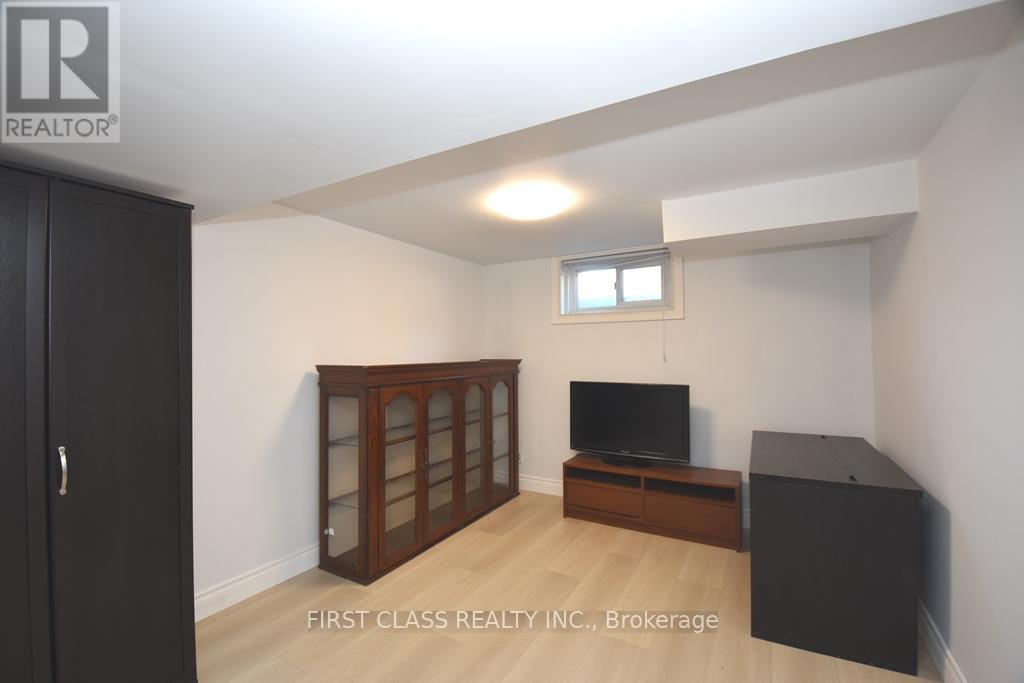 152 Eastmount Street, Oshawa, Ontario  L1G 6K6 - Photo 19 - E12493334