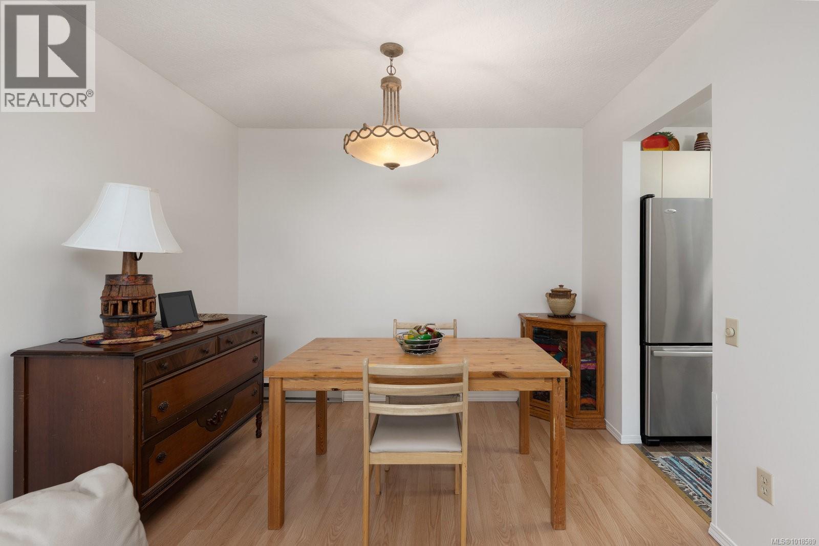 204 2490 Bevan Ave, Sidney, British Columbia  V8L 5C6 - Photo 6 - 1018589