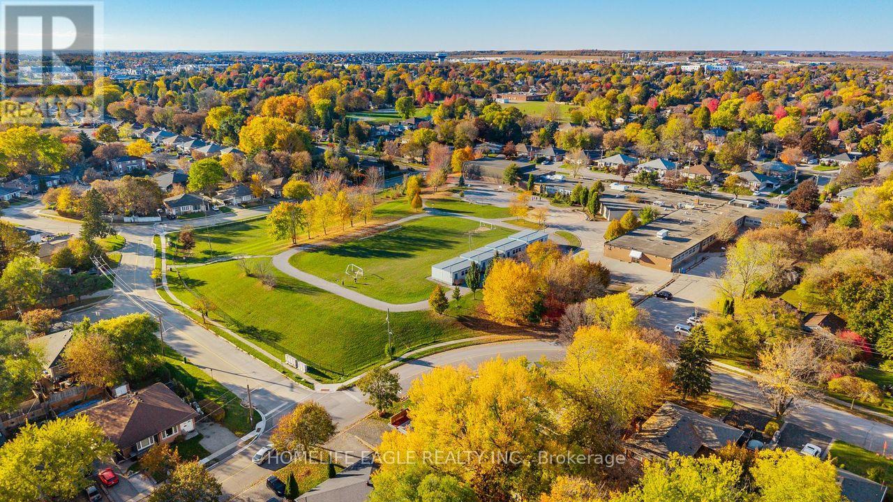 223 Cherrywood Drive, Newmarket, Ontario  L3Y 2Y1 - Photo 14 - N12493288