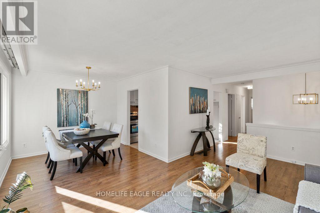 223 Cherrywood Drive, Newmarket, Ontario  L3Y 2Y1 - Photo 4 - N12493288