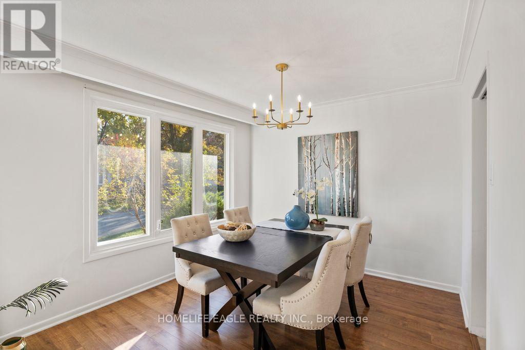 223 Cherrywood Drive, Newmarket, Ontario  L3Y 2Y1 - Photo 5 - N12493288