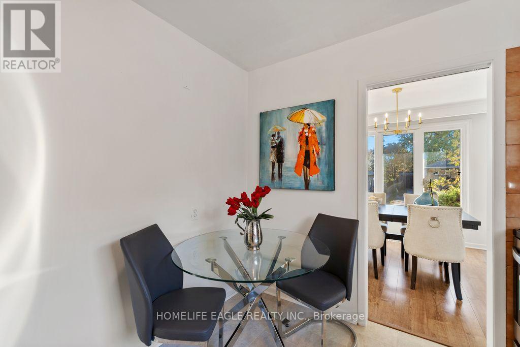 223 Cherrywood Drive, Newmarket, Ontario  L3Y 2Y1 - Photo 8 - N12493288