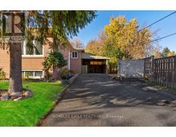 223 CHERRYWOOD DRIVE, Newmarket, Ontario