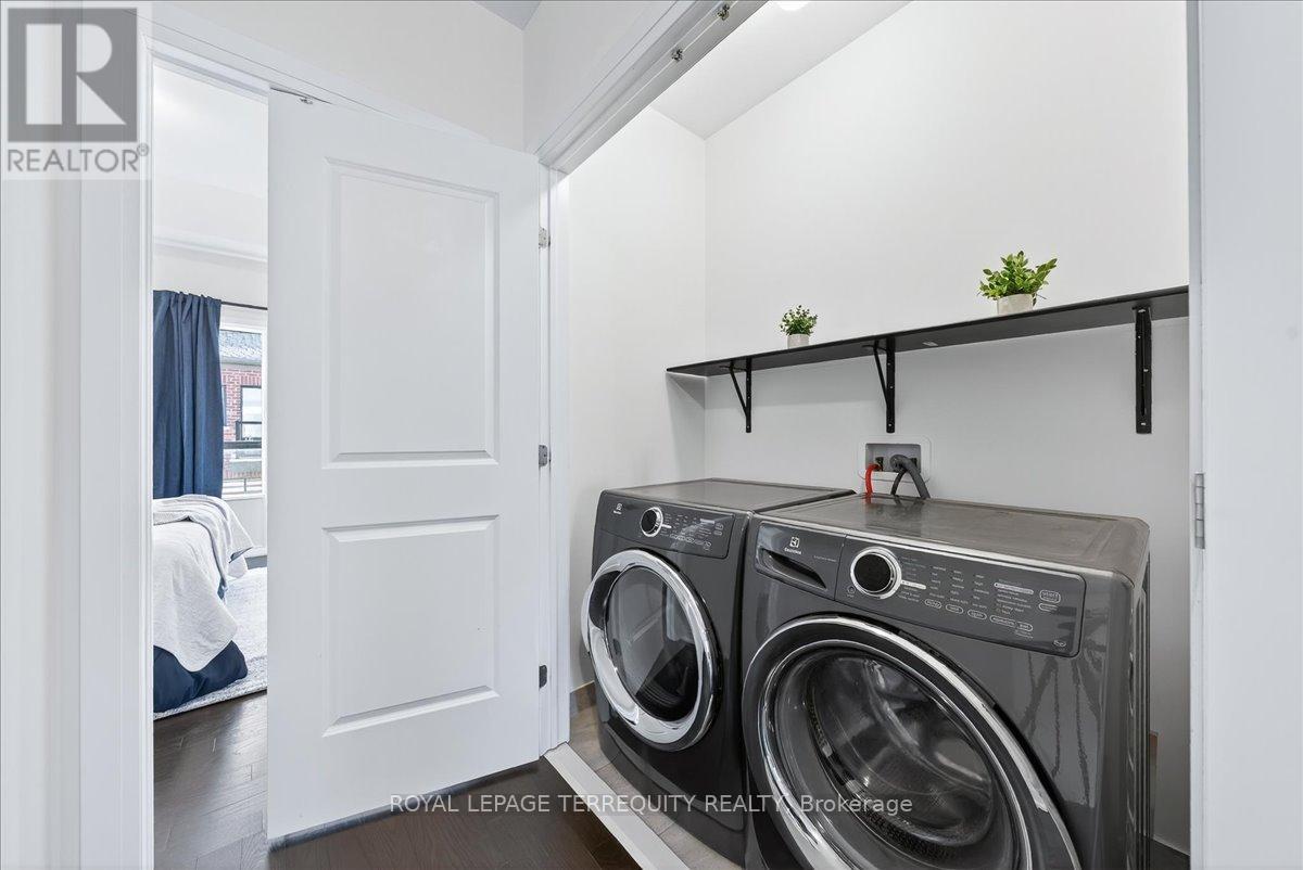 25 Nardini Lane, Richmond Hill, Ontario  L4C 0Z9 - Photo 25 - N12493312