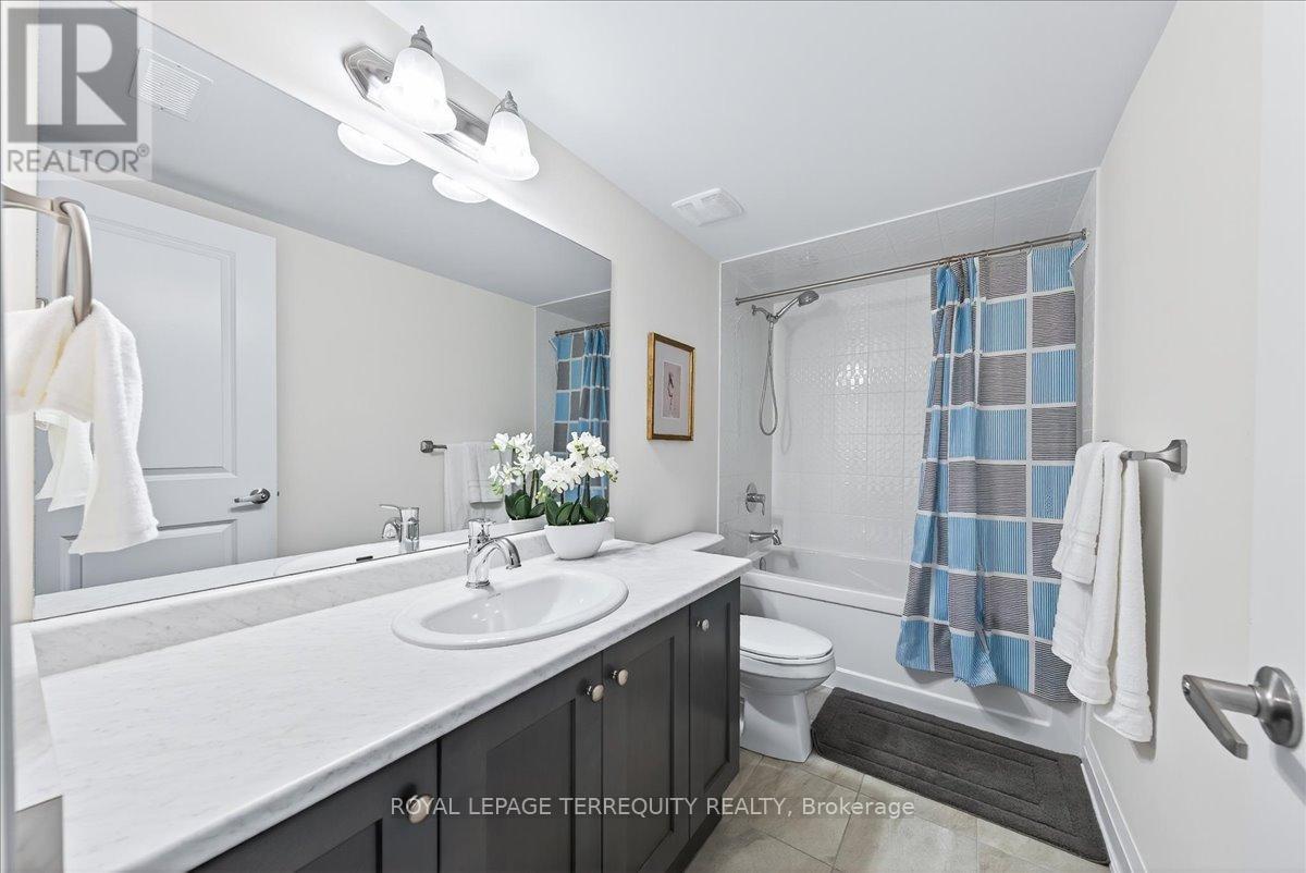 25 Nardini Lane, Richmond Hill, Ontario  L4C 0Z9 - Photo 30 - N12493312