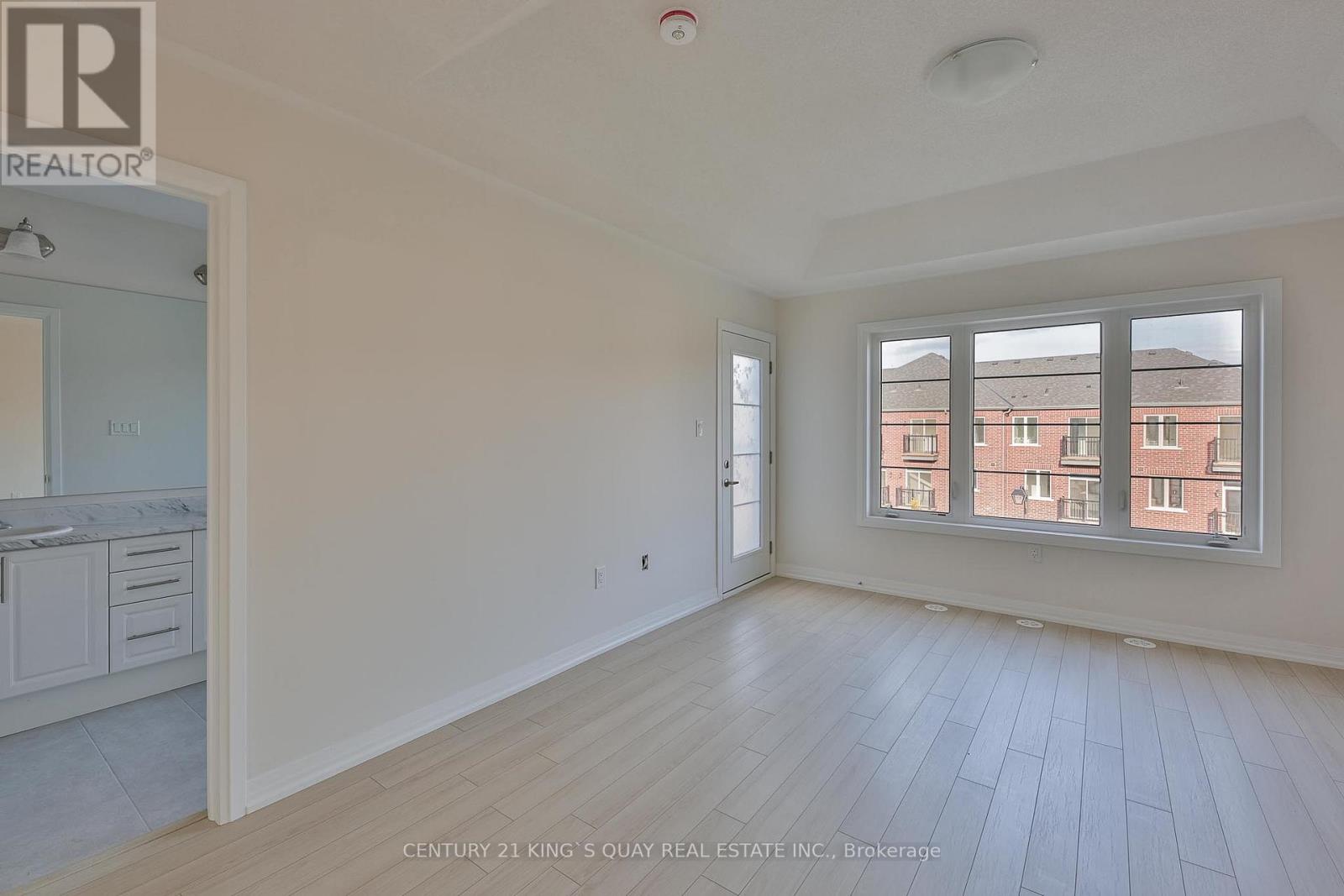 35 Floyd Ford Way, Markham, Ontario  L6B 1R2 - Photo 12 - N12493342