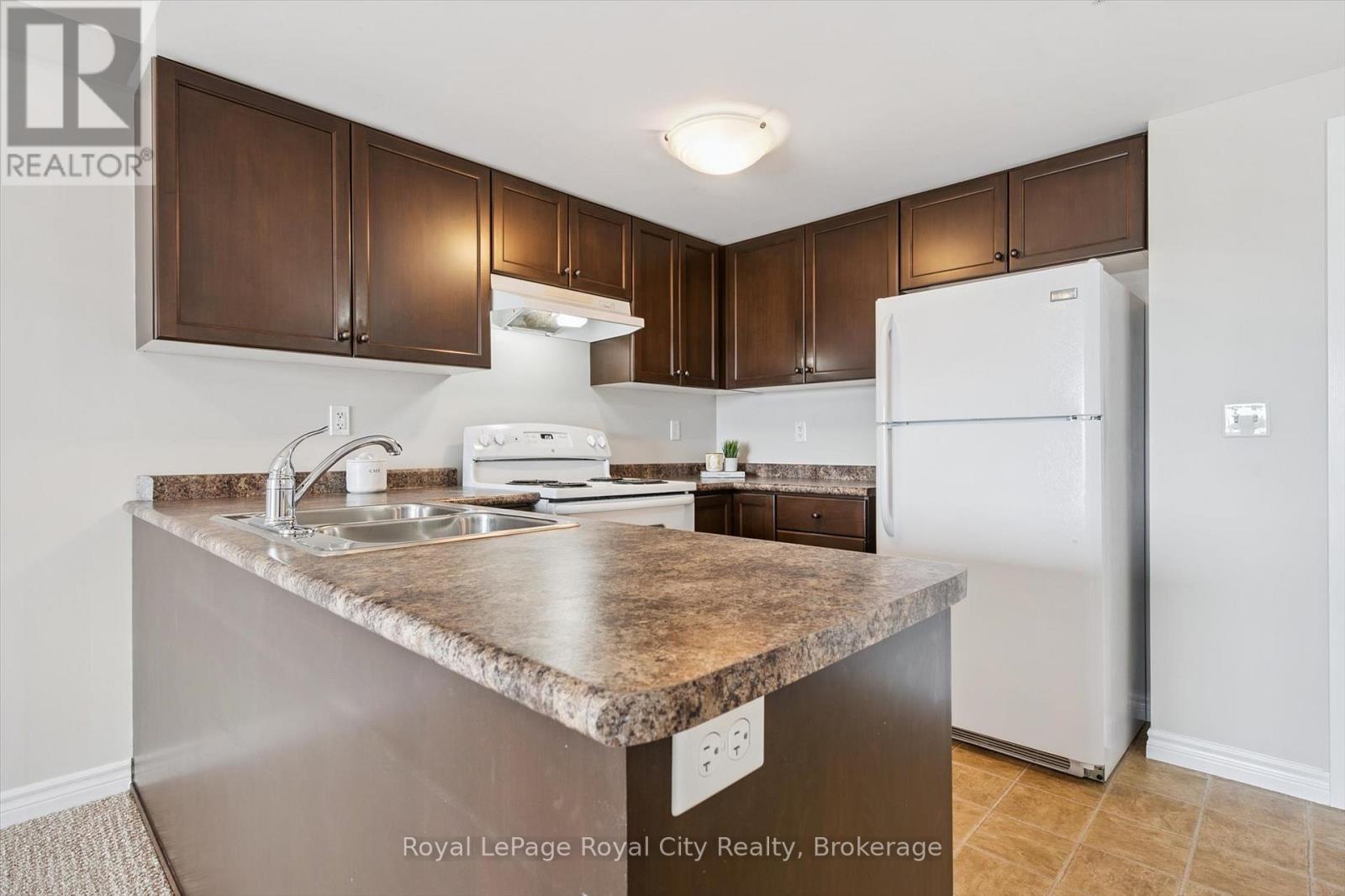 313 - 60 Lynnmore Street, Guelph, Ontario  N1L 0J8 - Photo 10 - X12493412