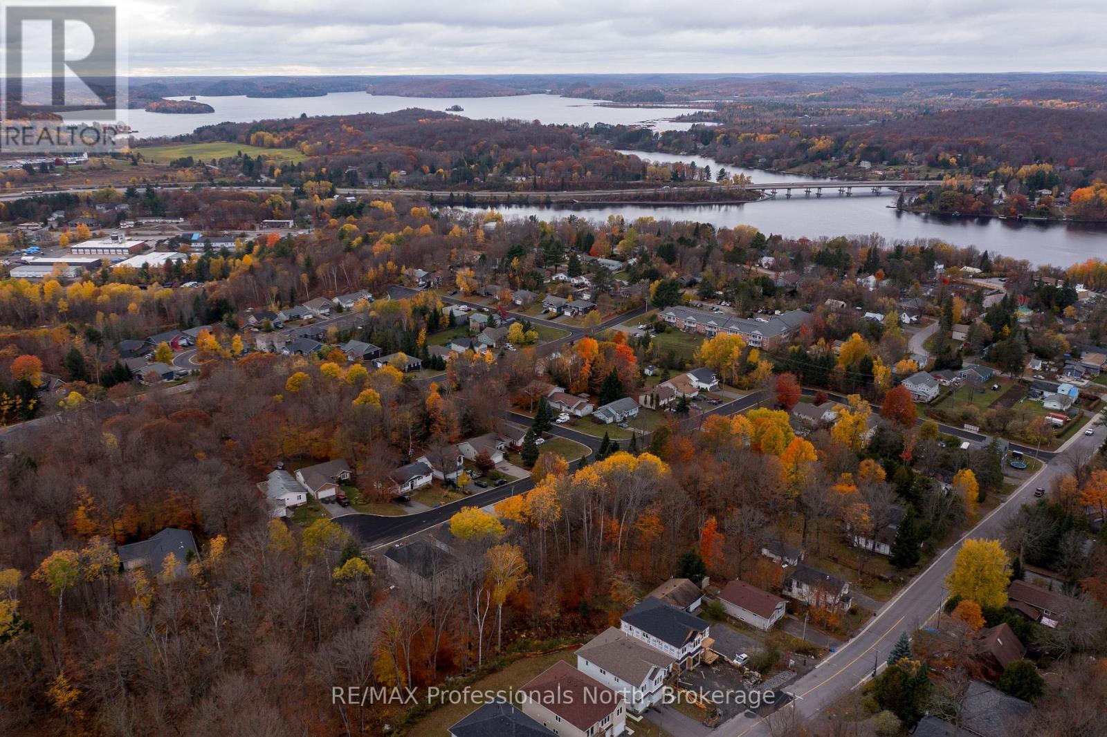 45 Yonge Street S, Huntsville, Ontario  P1H 1V1 - Photo 32 - X12493570