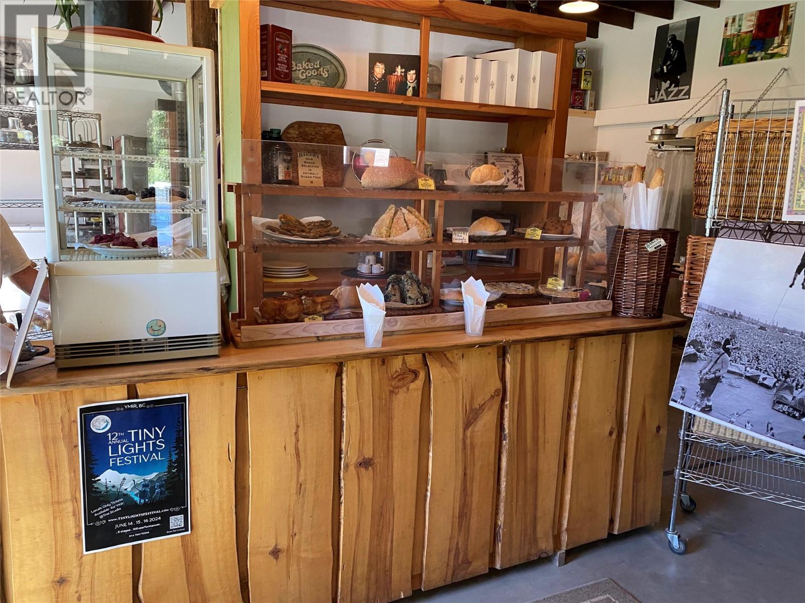 7114 1st Avenue, Ymir, British Columbia  V0G 2K0 - Photo 7 - 10366892