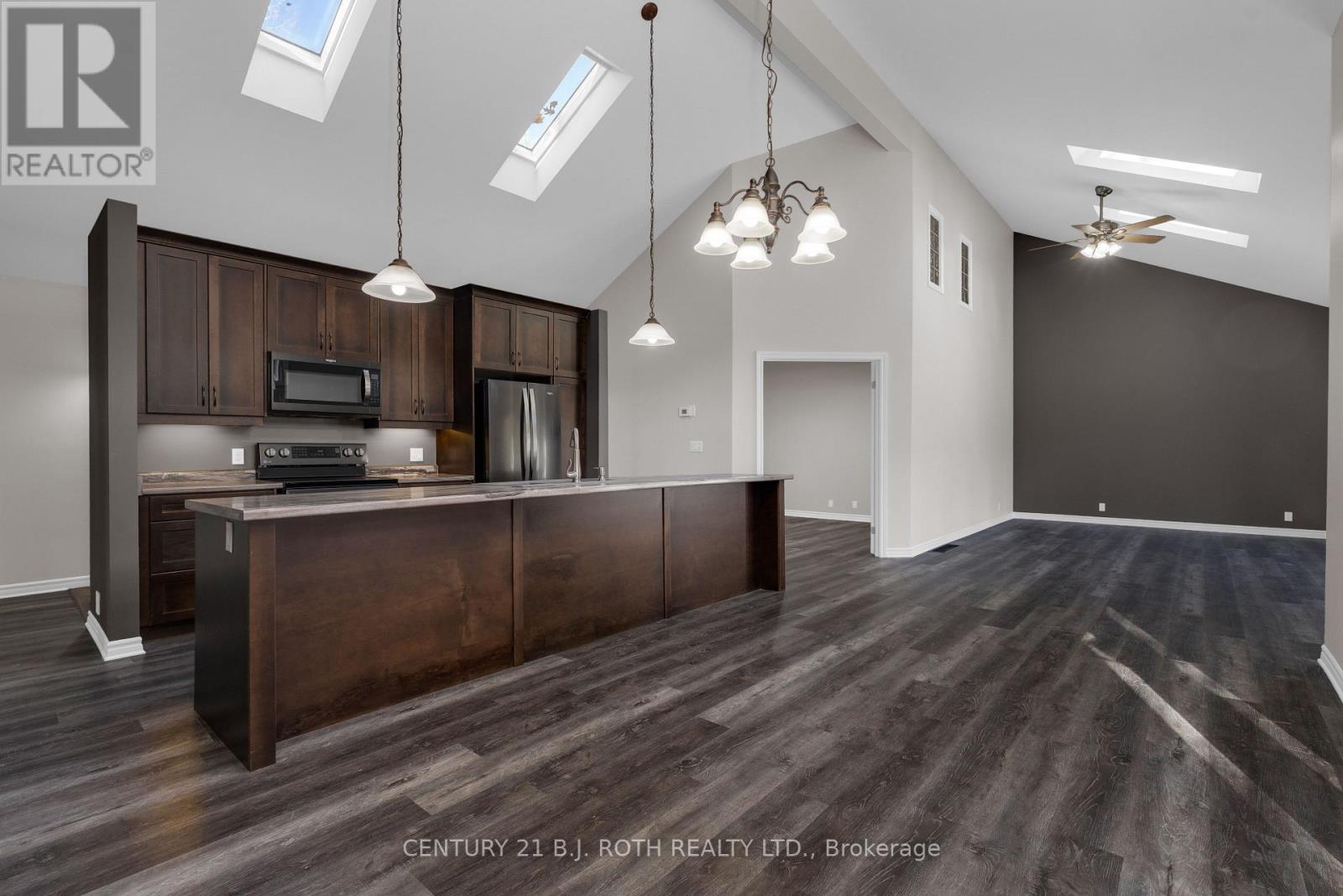 7333 Davy Drive, Ramara, Ontario  L0K 2B0 - Photo 6 - S12493298