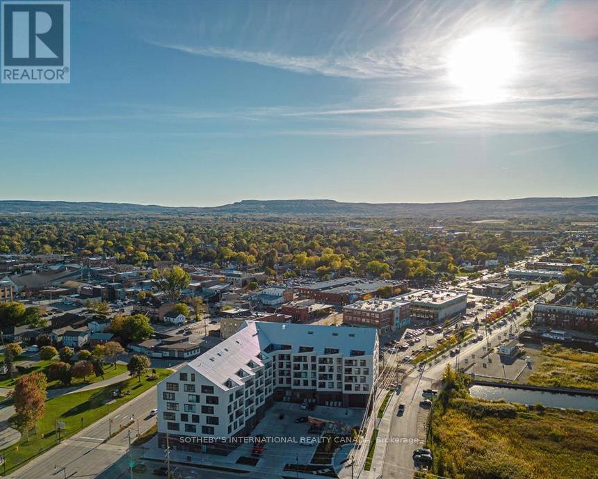 218 - 31 HURON STREET W, Collingwood, Ontario