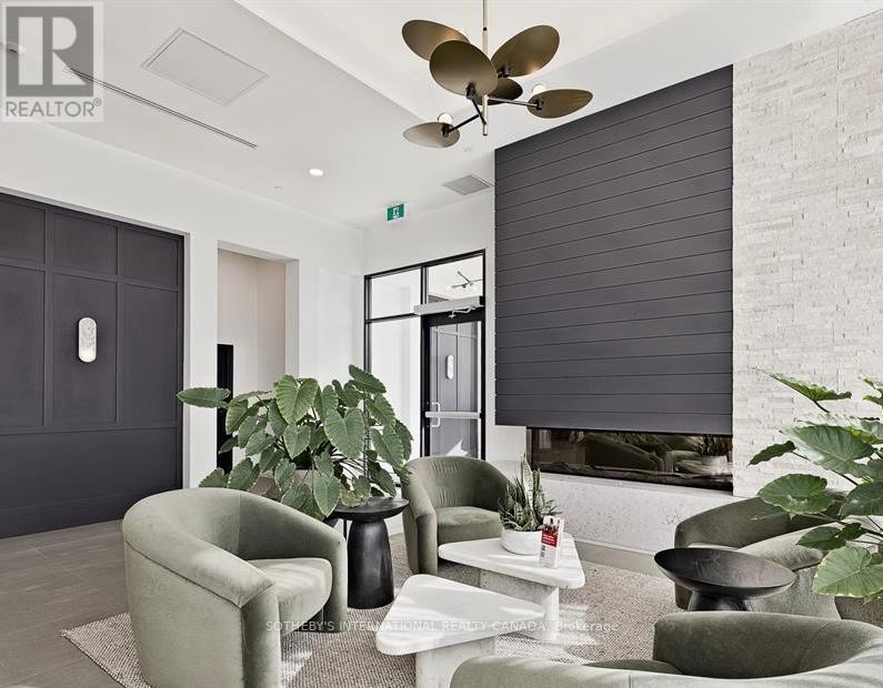 218 - 31 Huron Street W, Collingwood, Ontario  L9Y 0E8 - Photo 2 - S12493338