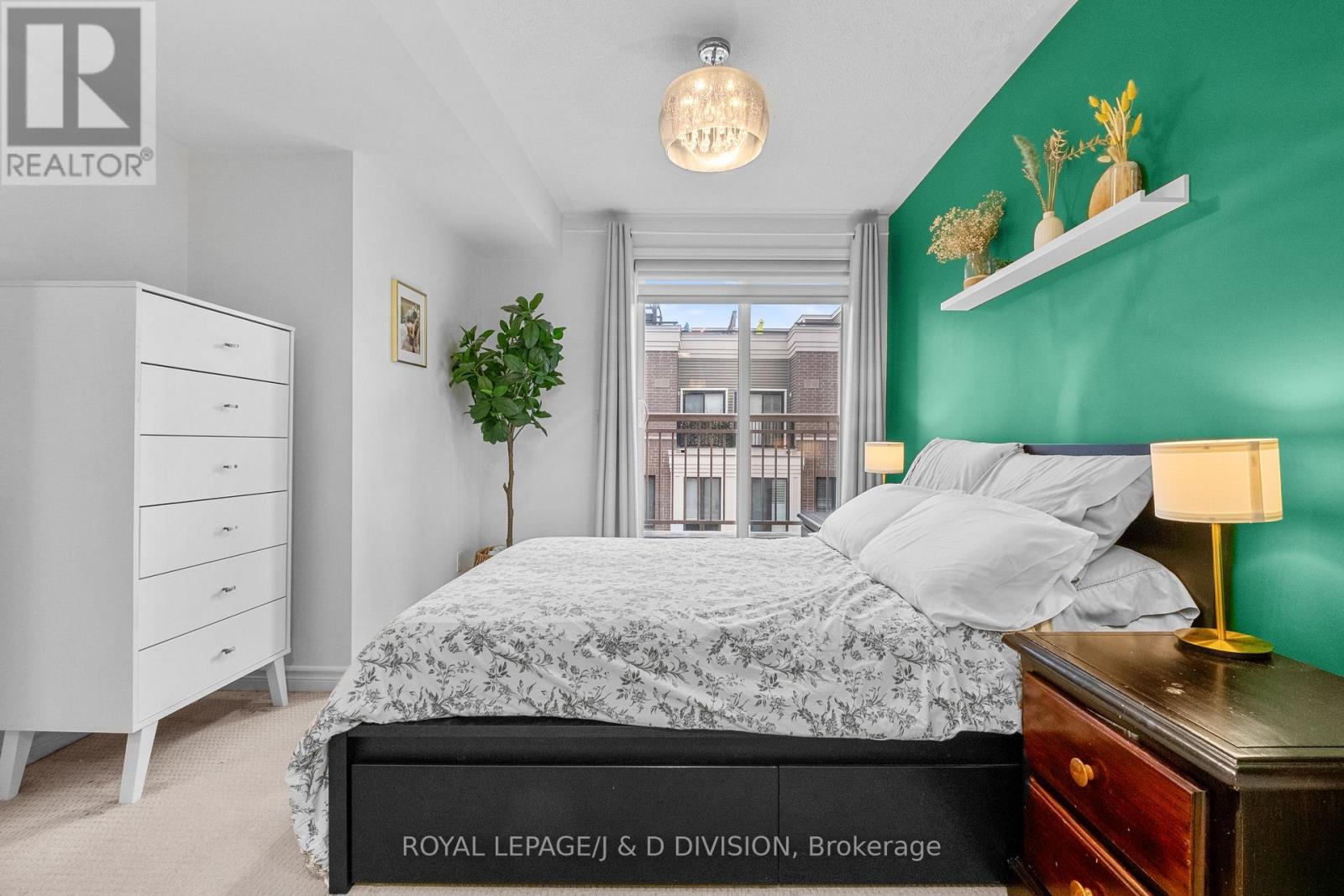 Th4 - 120 Long Branch Avenue, Toronto, Ontario  M8W 0B1 - Photo 21 - W12493244