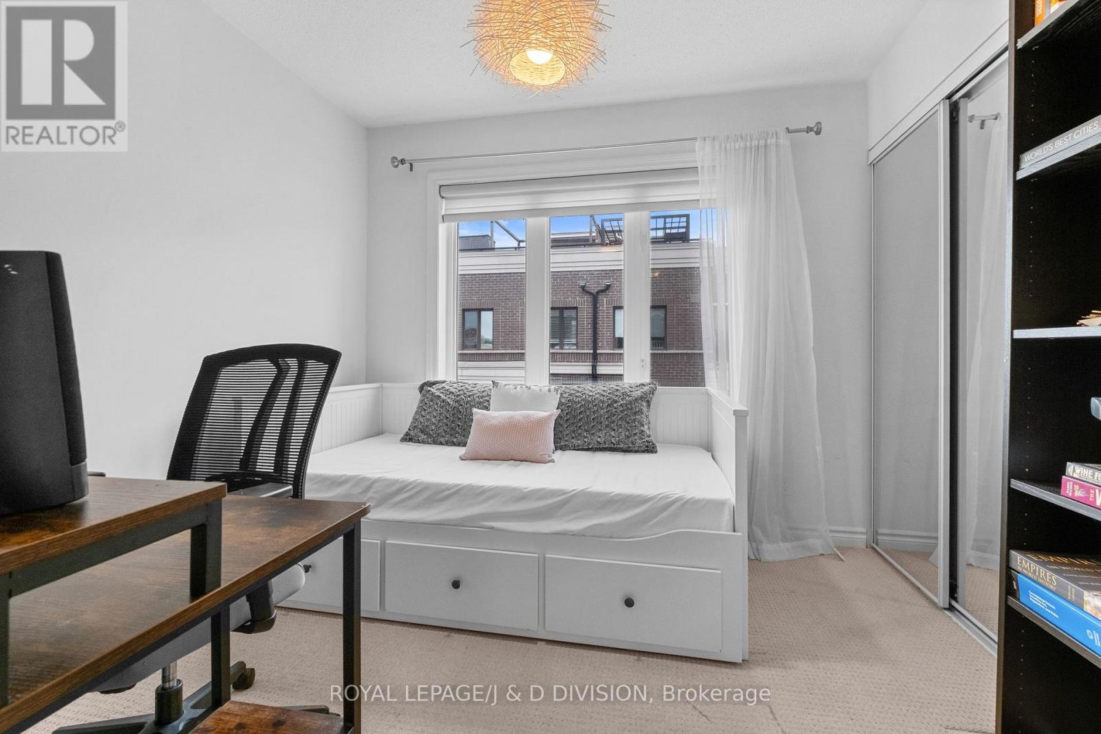 Th4 - 120 Long Branch Avenue, Toronto, Ontario  M8W 0B1 - Photo 26 - W12493244