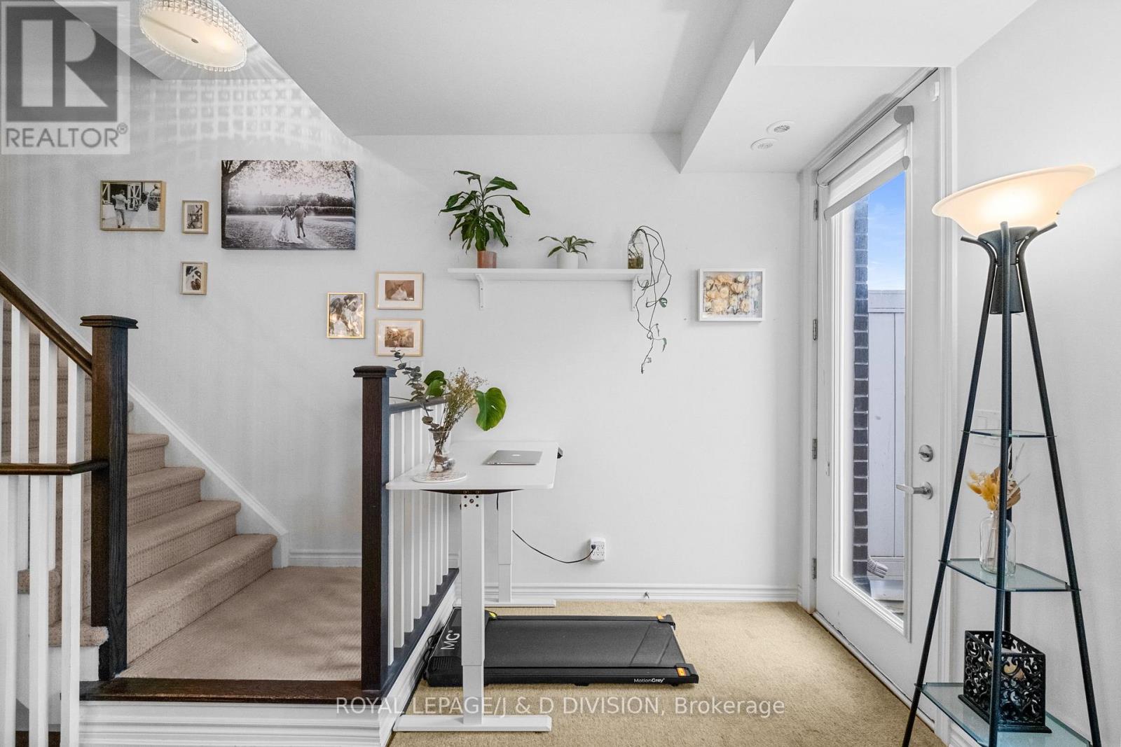 Th4 - 120 Long Branch Avenue, Toronto, Ontario  M8W 0B1 - Photo 9 - W12493244