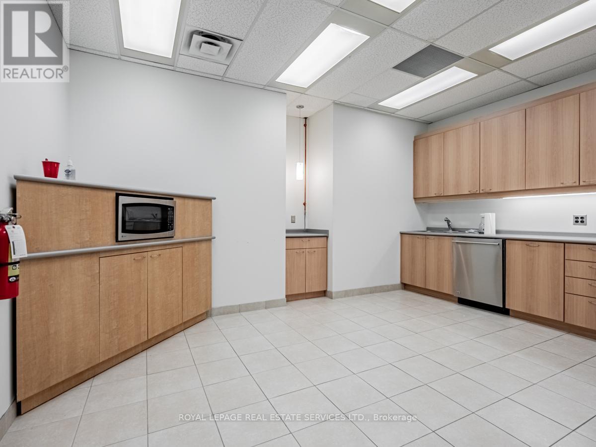 200a - 2180 Meadowvale Boulevard, Mississauga, Ontario  L5N 5S3 - Photo 27 - W12493260