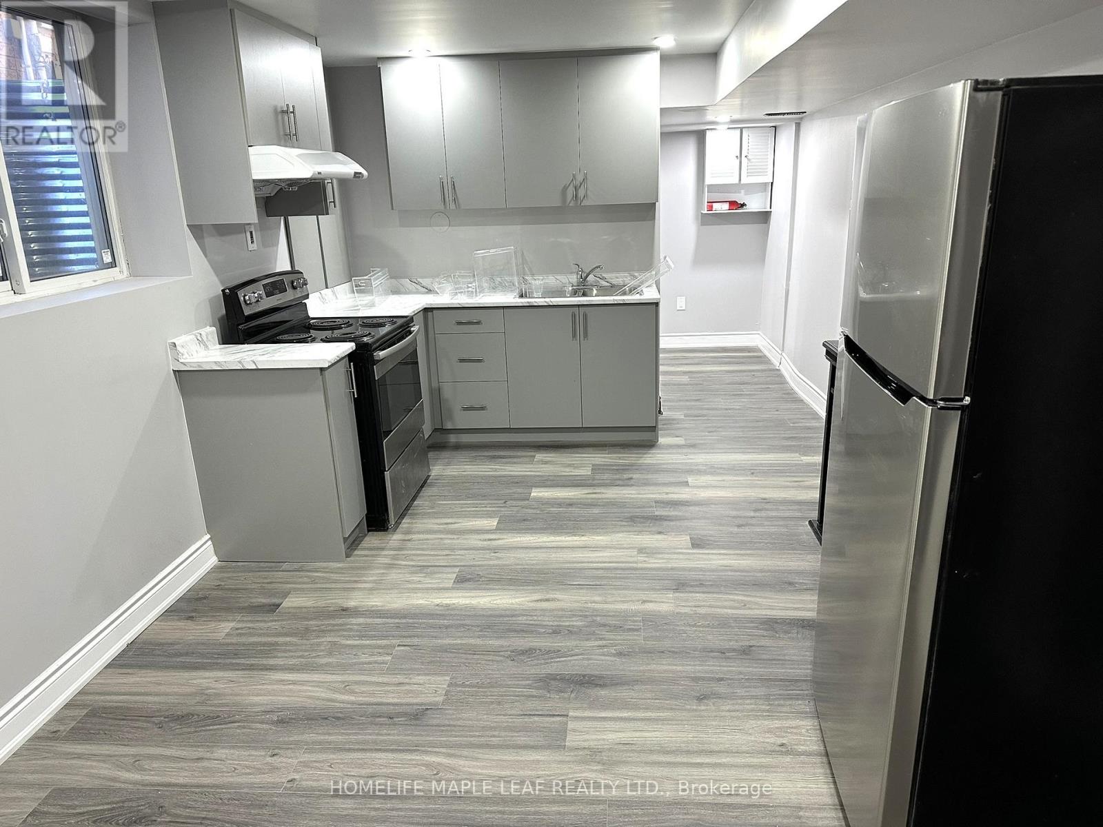 Basement - 72 Four Seasons Circle, Brampton, Ontario  L7A 2A7 - Photo 6 - W12493262