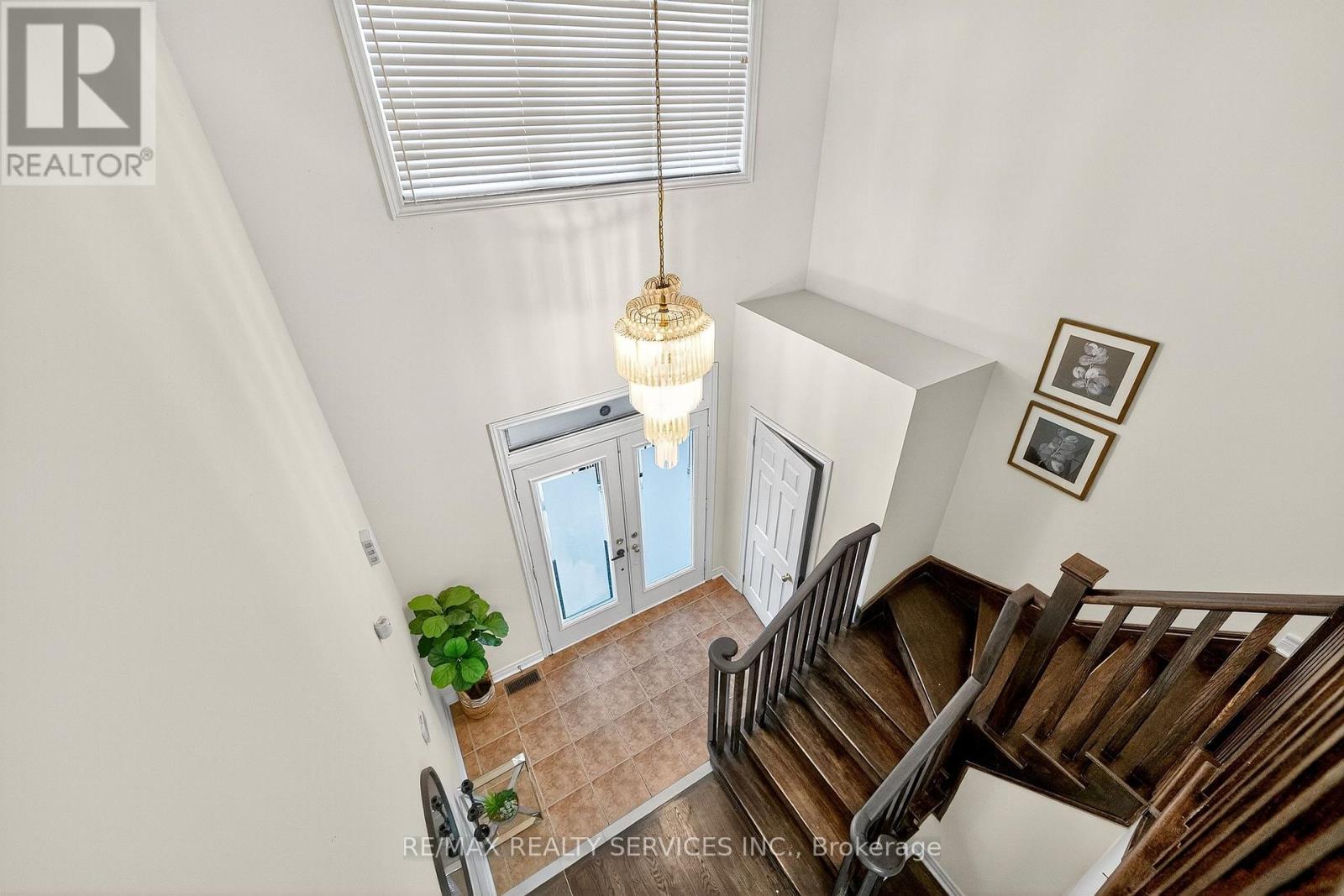 24 Addiscott Street, Brampton, Ontario  L6R 0X8 - Photo 24 - W12493344